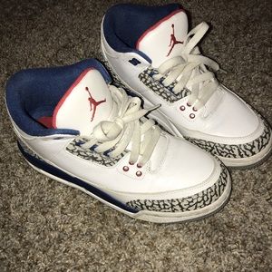 Air Jordan 3s
